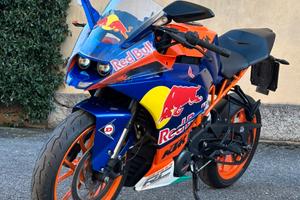 KTM RC 390 2015 - Redbull Edition originale