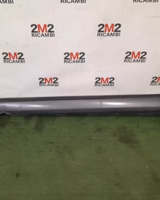 SOTTOPORTA SINISTRA MERCEDES Classe E W124 A124690