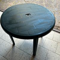 Tavolo da esterno
