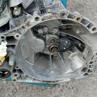 Cambio Citroen xara picasso 2.0 HDI codice 20DL64