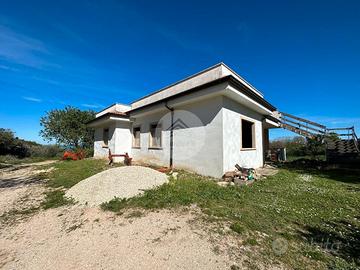 Casa singola da personalizzare con vista mare