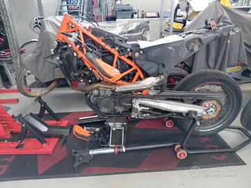 KTM 690 smr