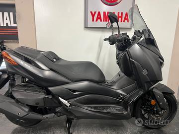Yamaha X-Max 400