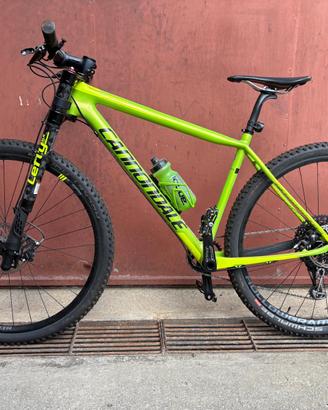 Bicicletta Cannondale ISO 4210 F-SI carbon