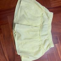 Gonna con pantaloncini