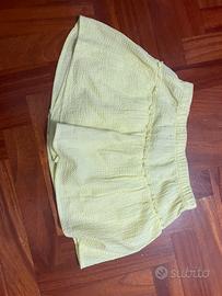 Gonna con pantaloncini