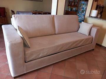 Divano letto con rete elettrica