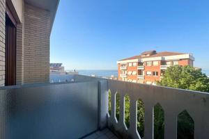 TRILOCALE VISTA MARE + GARAGE, ZONA FALCONARA MEZZ