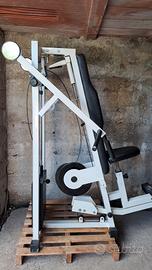 Vertical Traction tecnogym 