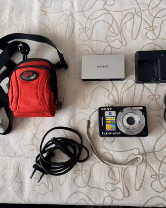 Fotocamera Sony Cyber-shot DSC-W55 (7.2 MP)