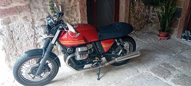 moto guzzi v7 2011