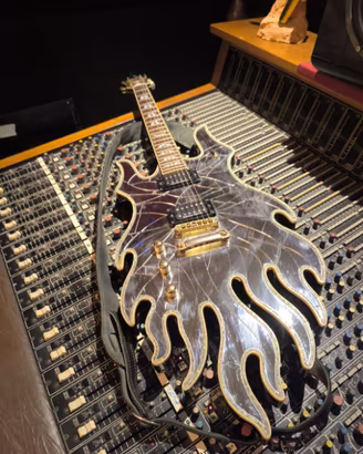 Minarik inferno mirror chitarra mancina customshop