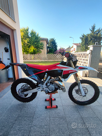 Fantic xe 125 2023 con pro circuit completa