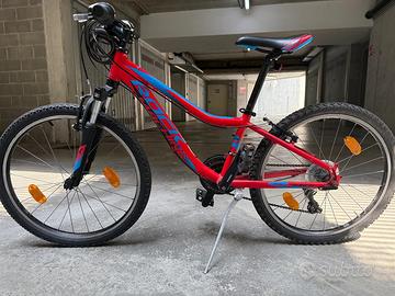 Bici Rock Machine Surge 24 – Rosso/Nero/Blu – MTB