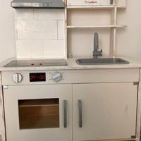 Cucina in legno per bimbi
