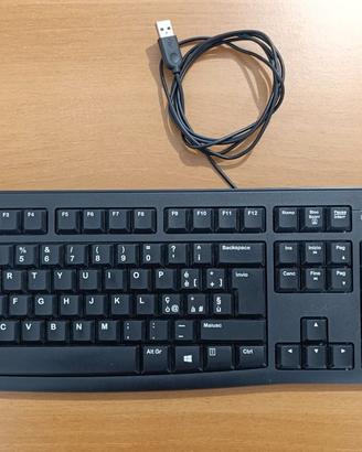 Tastiera Logitech K120 con Cavo USB