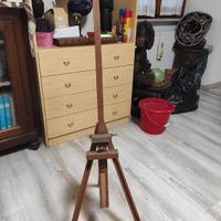 cavalletto pittura con piedini regolabili 
