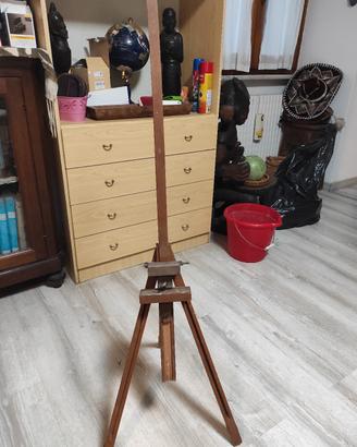 cavalletto pittura con piedini regolabili 