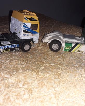 Camion giocattolo