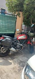 Ducati Scrambler  800 icon red