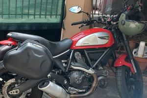 Ducati Scrambler  800 icon red