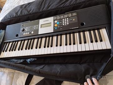 Tastiera Digital keyboard Yamaha