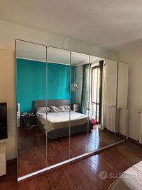 Armadio 6 ante a specchio