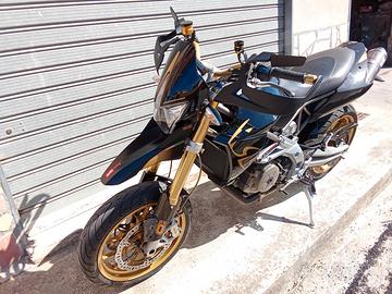 Aprilia Dorsoduro 750