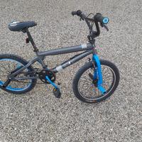 bicicletta bmx 