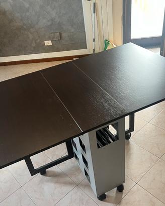 Tavolo + 6 sedie in pelle Richiudibile