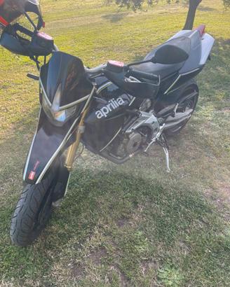 Aprilia dorsoduro