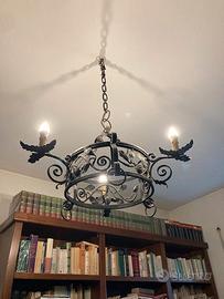 Lampadario antico/vintage ferro battuto “medioevo”