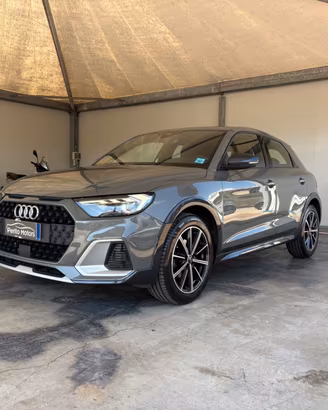 Audi A1 allstreet 30 TFSI Identity Contrast