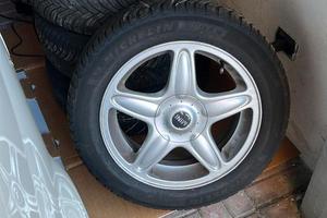 Michelin 4 stagioni con cerchi Mini