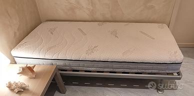 Letto a doghe GRITTI + materasso MORFEUS Ecomemory