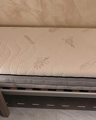 Letto a doghe GRITTI + materasso MORFEUS Ecomemory