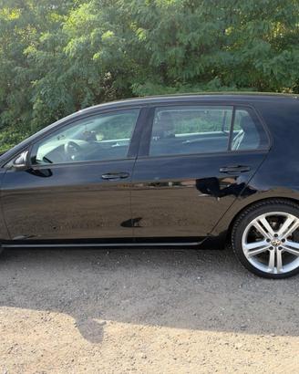 Volkswagen Golf 7 1.2 TSI 85 CV (Neo patentato)