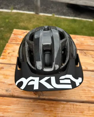 Casco MTB Oakley DRT3 MIPS - M