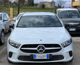 Mercedes-benz A 180 A 180 d Business