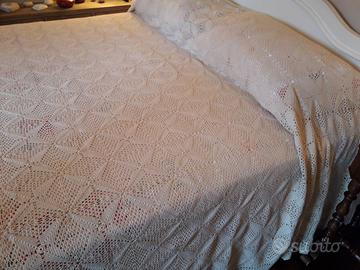 Copriletto uncinetto