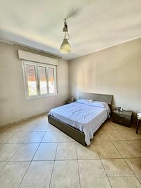 Appartamento con 2 camere e 1 bagno ristrutturato