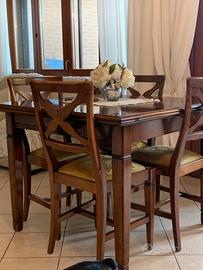 TAVOLO E SEDIE PIOMBINI