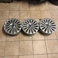Cerchi Ford da 16 Pollici