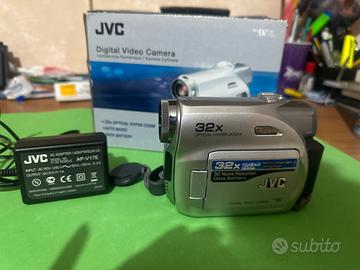 Jvc video camera 32x