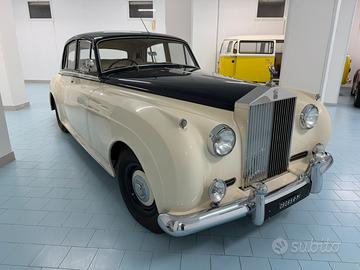 Bentley S1