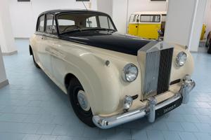Bentley S1