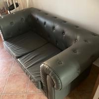 DIVANO 2 POSTI PELLE CHESTERFIELD