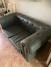 DIVANO 2 POSTI PELLE CHESTERFIELD