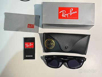 Ray-Ban Wayfarer Completi di Box e Accessori