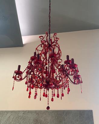 Lampadario classico in vetro rosso